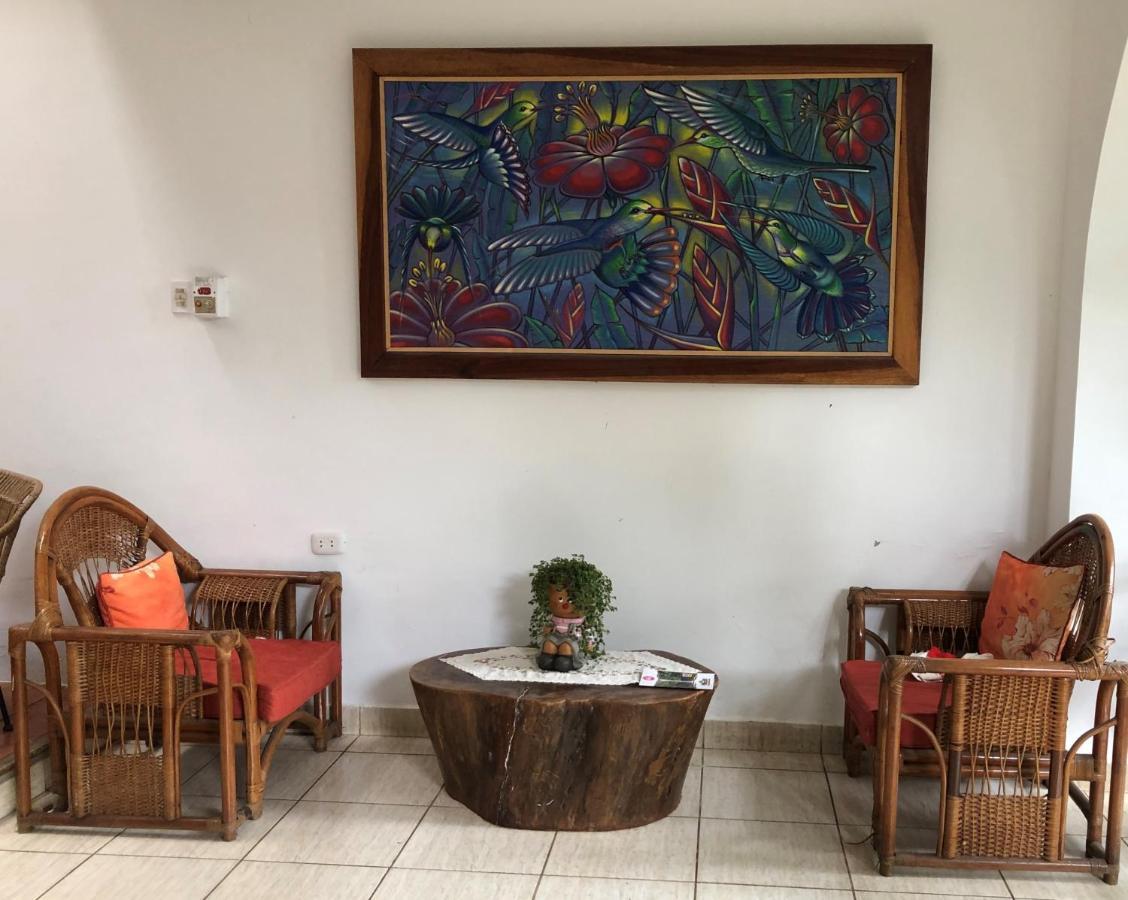 Alojamiento Familiar Custodia Tarapoto Dış mekan fotoğraf